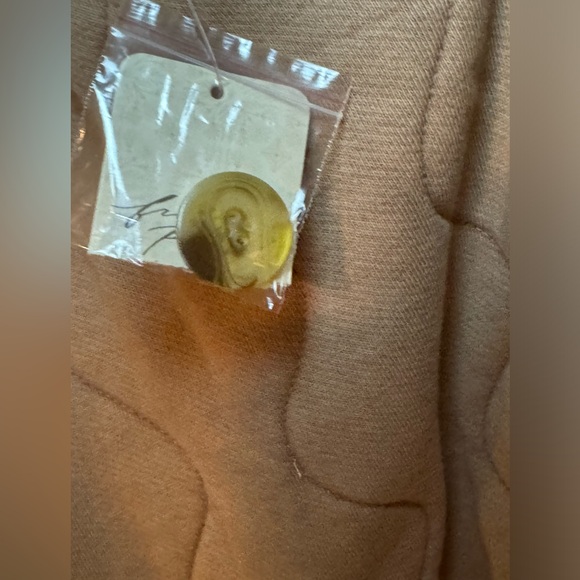 NWT Free People Women’s Gwynnie Quilted Jacket in Champagne Diamonds Large - Picture 12 of 14